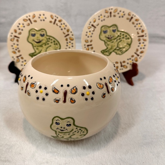 Unbranded Other - Aboriginal Dot Studio Art Pottery Frog Heart Eyes Butterfly Floral Pot Lily Pads